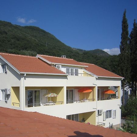 Apartments Viktoria Tivat Exteriér fotografie