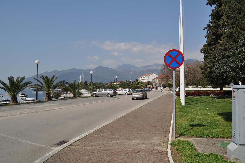 Apartments Viktoria Tivat Exteriér fotografie