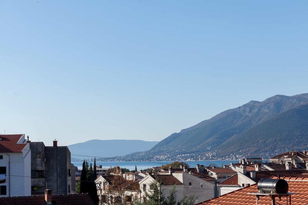 Apartments Viktoria Tivat Exteriér fotografie